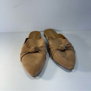 Musshoe Women's Knotted Suede Flats in Tan